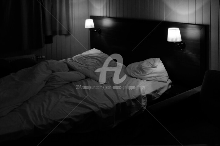 Photography titled "BEDROOM ELEVEN" by Jean-Marc Philippe (Jimpy), Original Artwork, Digital Photography