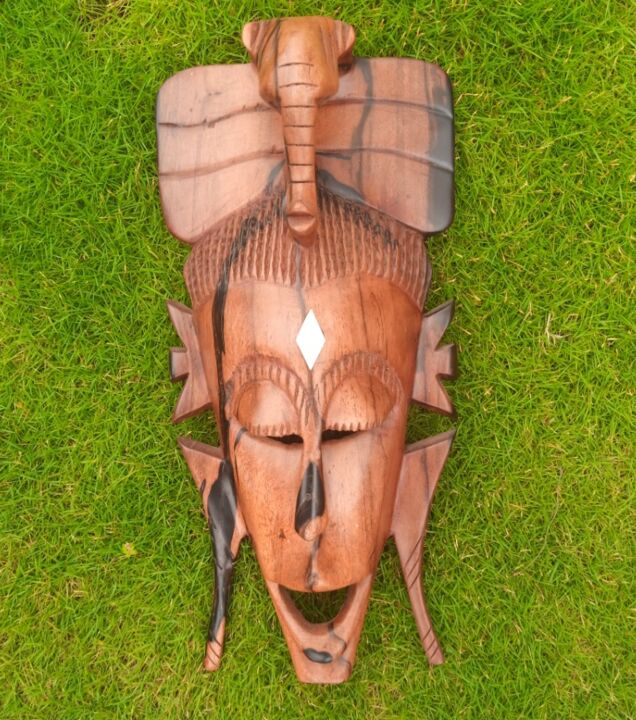 Skulptur mit dem Titel "Masque Baoulé" von Jean Marius Gbenou Houessou, Original-Kunstwerk, Holz