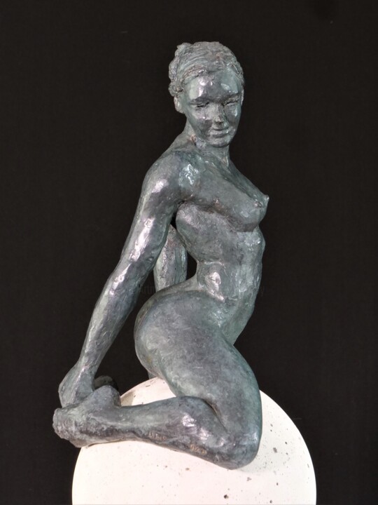 Sculpture intitulée "Chevaucher la lune" par Jean Pierre Picheny, Œuvre d'art originale, Bronze