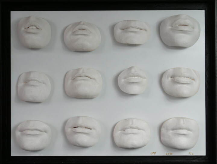 Sculpture titled "Bouches" by Jean Pierre Picheny, Original Artwork, Resin Mounted on Other rigid panel