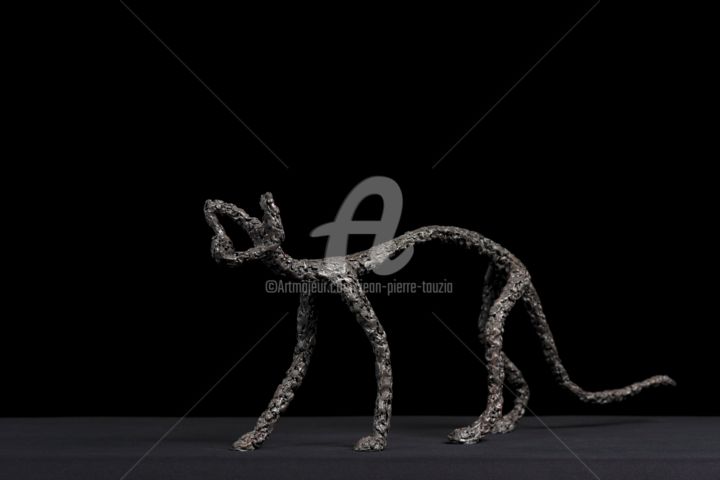 Sculpture intitulée "Le chat.jpg" par Jean-Pierre Tauzia, Œuvre d'art originale, Métaux