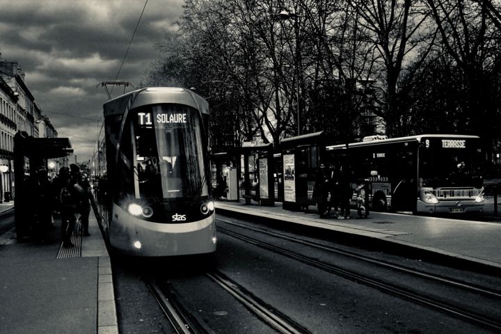 Fotografia intitulada "Tramway... terminus…" por Jean-Pierre Simard, Obras de arte originais, Fotografia digital
