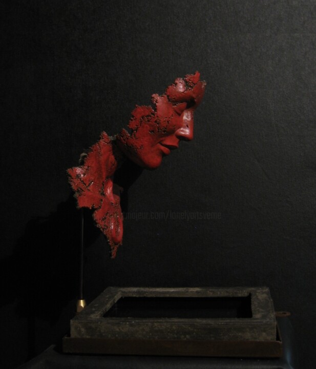 Sculpture intitulée "rouge narcisse" par Jean-Yves Verne, Œuvre d'art originale, Ciment