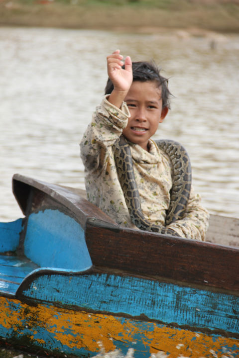 Photography titled "TONLE SAP  (vie sur…" by Jeannette Allary, Original Artwork