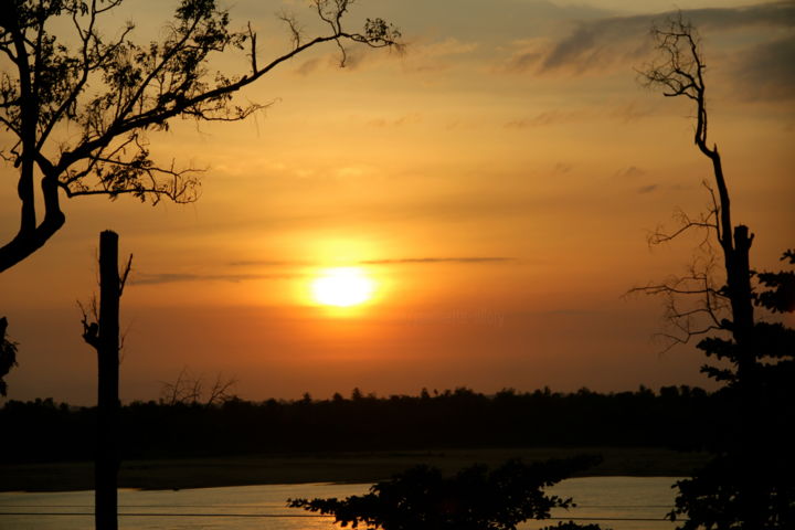 Fotografie mit dem Titel "COUCHER de SOLEIL s…" von Jeannette Allary, Original-Kunstwerk