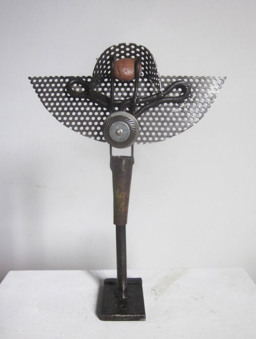 Sculpture titled "Ange 3" by Jérôme Danikowski, Original Artwork, Metals
