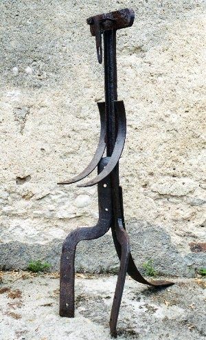 Escultura titulada "Kangourou" por Jérôme Danikowski, Obra de arte original, Metales
