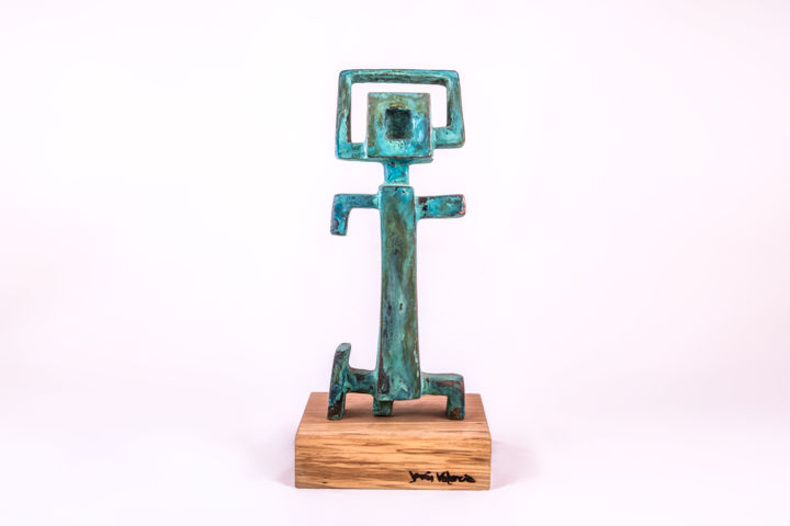 Sculpture intitulée "Cubic Green Chaman" par Jesus Valencia, Œuvre d'art originale, Bronze