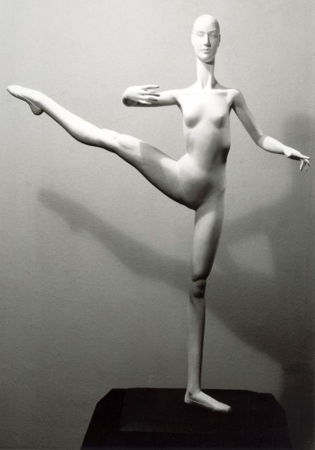 Скульптура под названием "Ballet 004" - Ji Hong Zhang, Подлинное произведение искусства, Металлы