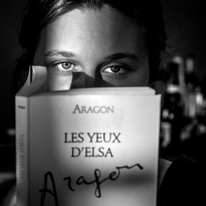 Photographie intitulée "Les yeux d'Elsa" par Jean-Marc Angelini, Œuvre d'art originale, Photographie numérique