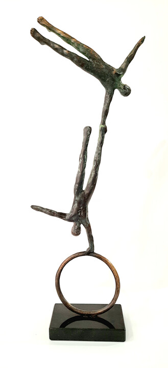 Sculpture intitulée "Acrobat Game no.V/V…" par Joanna Zakrzewska-Cholewa, Œuvre d'art originale, Bronze