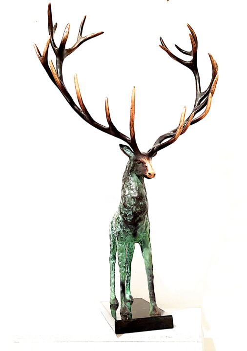 Sculptuur getiteld "Deer, no IV/VIII (l…" door Joanna Zakrzewska-Cholewa, Origineel Kunstwerk, Bronzen