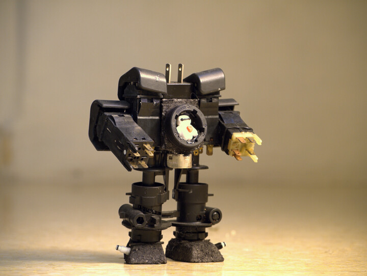 "Robot 4" başlıklı Heykel Joeartcuba tarafından, Orijinal sanat, Plastik