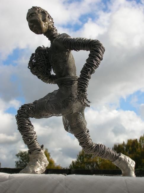 Sculpture intitulée "Rugby player B." par Joe Big-Big, Œuvre d'art originale, Métaux