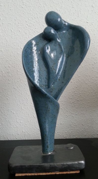 Sculpture titled "tendresse" by Joëlle Thanel, Original Artwork, Ceramics