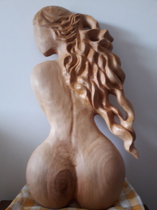 Skulptur mit dem Titel "L'Ondine" von Joelle Couderc, Original-Kunstwerk, Holz Auf artwork_cat. montiert