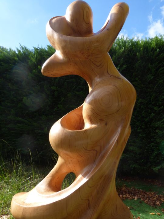 「Tango」というタイトルの彫刻 Joelle Coudercによって, オリジナルのアートワーク, ウッド