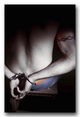 Fotografia intitulada "Under Arrest" por Joffre Oliveira, Obras de arte originais
