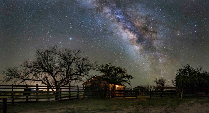 摄影 标题为“Empier Ranch” 由John Vermette, 原创艺术品, 数码摄影