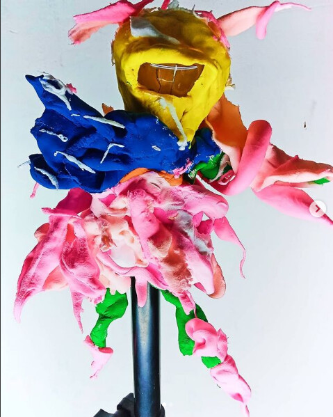 Escultura titulada "lamp men" por Jora Poshytilo, Obra de arte original, Plástico