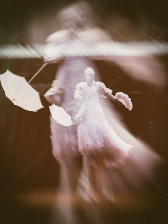 Fotografia intitolato "SCHWEBEND" da Jorg Becker, Opera d'arte originale, Fotografia non manipolata