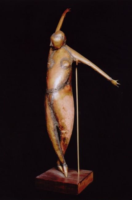 Sculpture intitulée "Bailarina" par Jorge Velarde, Œuvre d'art originale, Métaux