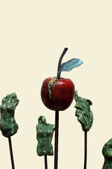 「Arvore do fruto Pro…」というタイトルの彫刻 José Manuel Lopes Cardosoによって, オリジナルのアートワーク