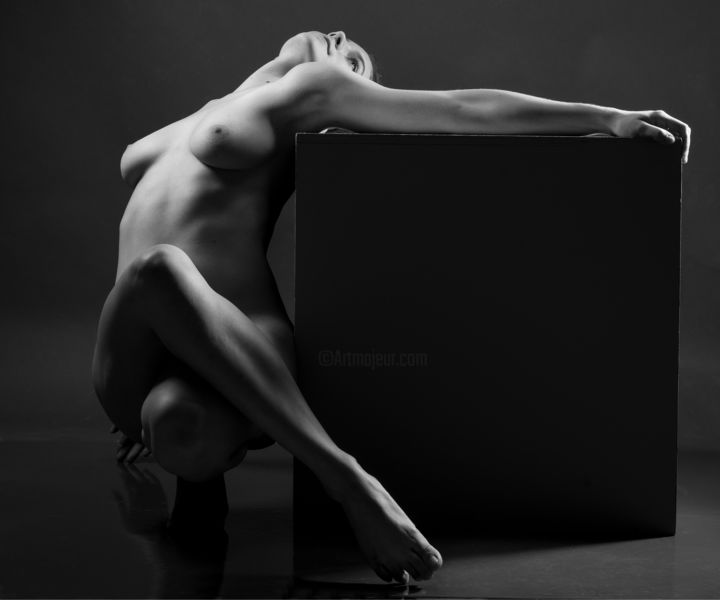 Photography titled "desnudo 6" by Josué Lago, Original Artwork
