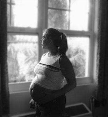 Fotografía titulada "Pregnancy at a Glan…" por Jyn Meyer, Obra de arte original