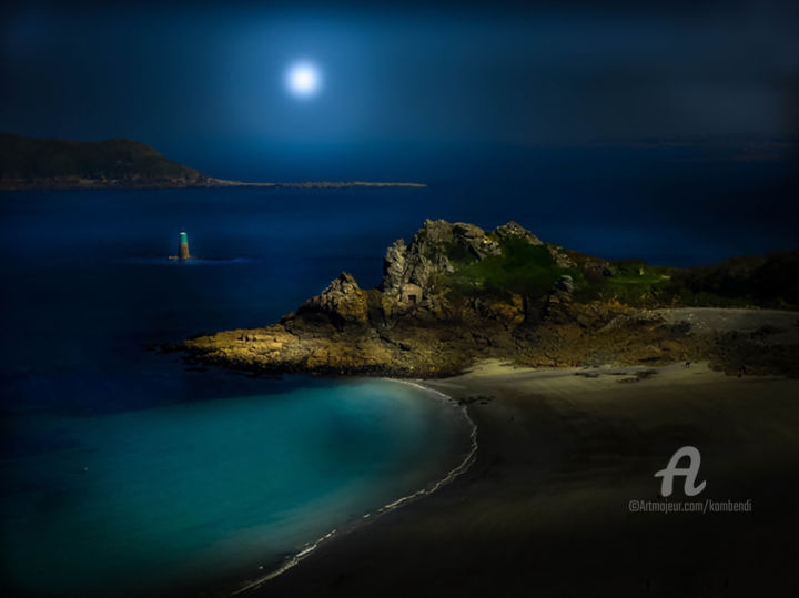 Photographie intitulée "Horizon au claire d…" par Kam Bendi, Œuvre d'art originale, Photographie numérique