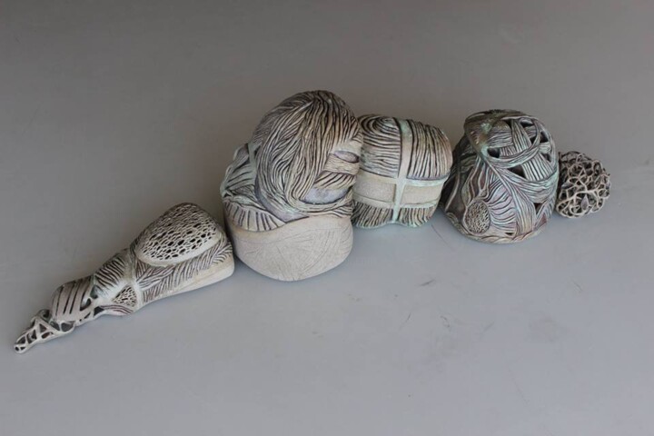 Sculpture titled "Tissue / Tkanka" by Kamil Klucowicz, Original Artwork, Ceramics