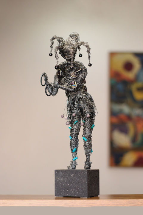 Skulptur mit dem Titel "Magician (46x15x12…" von Karen Axikyan, Original-Kunstwerk, Metalle
