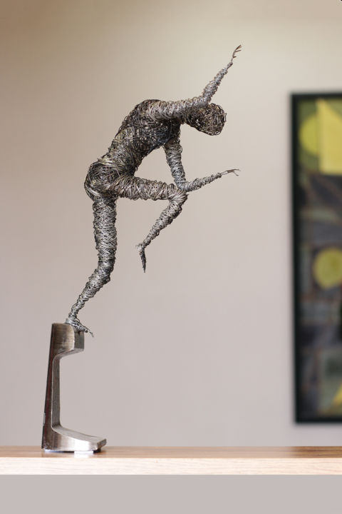Sculpture titled "Jump (40x13x21 1.5k…" by Karen Axikyan, Original Artwork, Metals