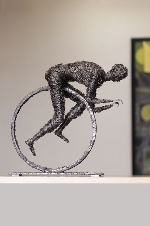 Sculptuur getiteld "Road (29x30x11 1.8k…" door Karen Axikyan, Origineel Kunstwerk, Metalen