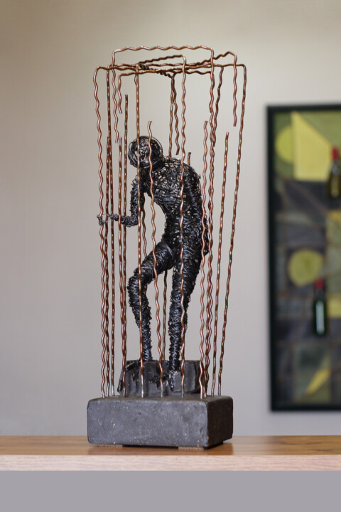 Скульптура под названием "Isolation (47x18x16…" - Karen Axikyan, Подлинное произведение искусства, Камень