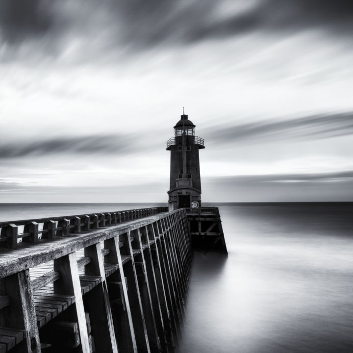 Fotografie getiteld "A lighthouse at the…" door Karim Carella, Origineel Kunstwerk, Digitale fotografie