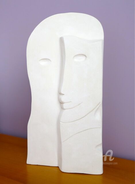 Sculpture titled "Incognito Two" by Carole Labeyrie (Karolab), Original Artwork, Clay