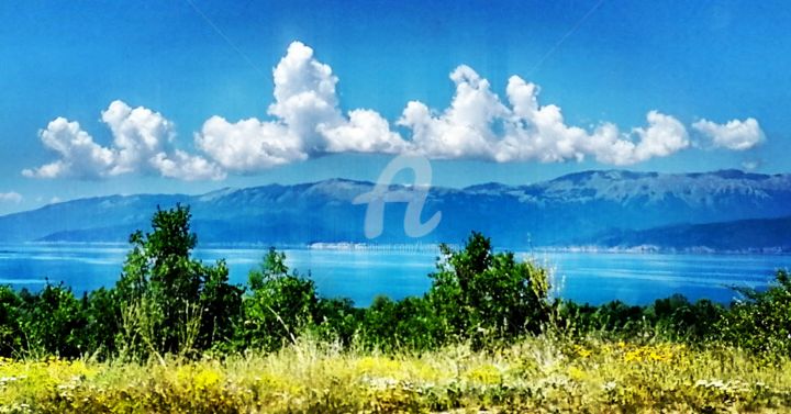 Photographie intitulée "Clouds on the mount…" par Kasiopea, Œuvre d'art originale, Photographie numérique