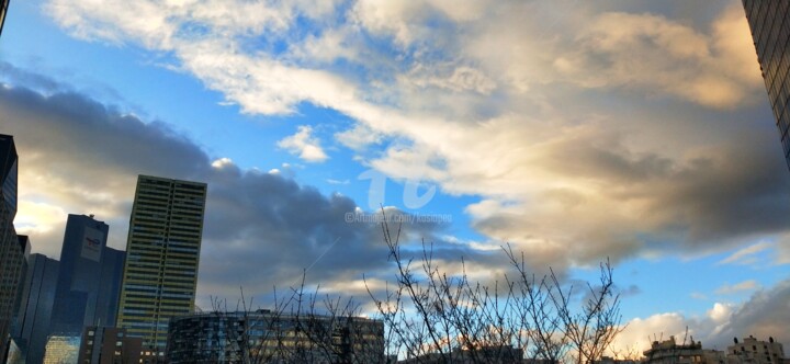Photographie intitulée "Contraste des nuage…" par Kasiopea, Œuvre d'art originale, Photographie numérique