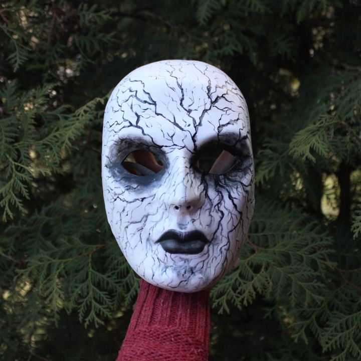 Sculpture titled "The mask "Horror"" by Katyusha Ray, Original Artwork, Other