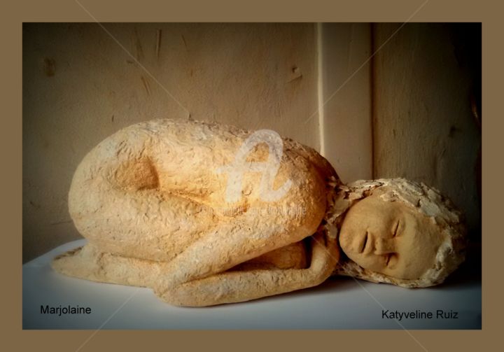 Sculpture titled "Marjolaine par katy…" by Katyveline Ruiz, Original Artwork, Terra cotta