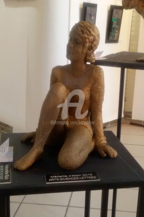 Sculpture intitulée "Capucine (katyvelin…" par Katyveline Ruiz, Œuvre d'art originale, Terre cuite