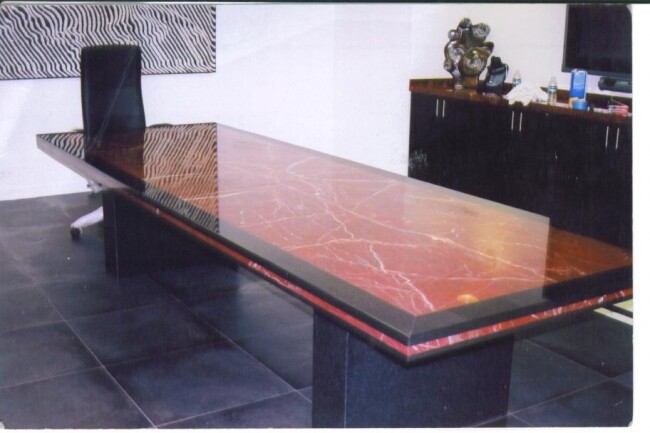 Design intitulée "Conference Table" par Kevin Butler, Œuvre d'art originale