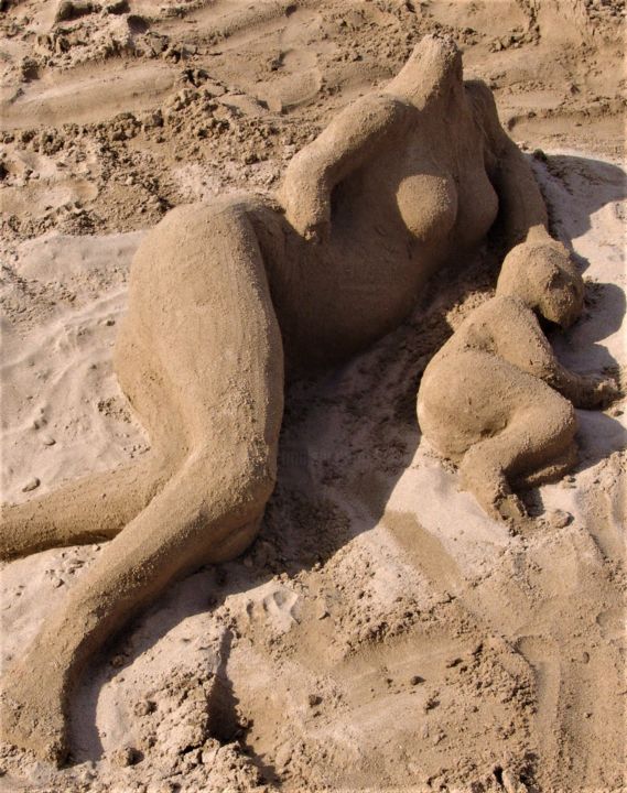 Sculpture titled "dsc03909.jpg" by Christine Pons, Original Artwork, Sand