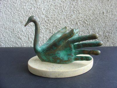 Sculpture titled "labedz" by Krzysztof Kizlich, Original Artwork