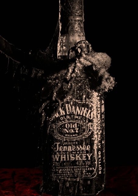 Photography titled "Jack Daniels" by Enrique Crusellas, Original Artwork