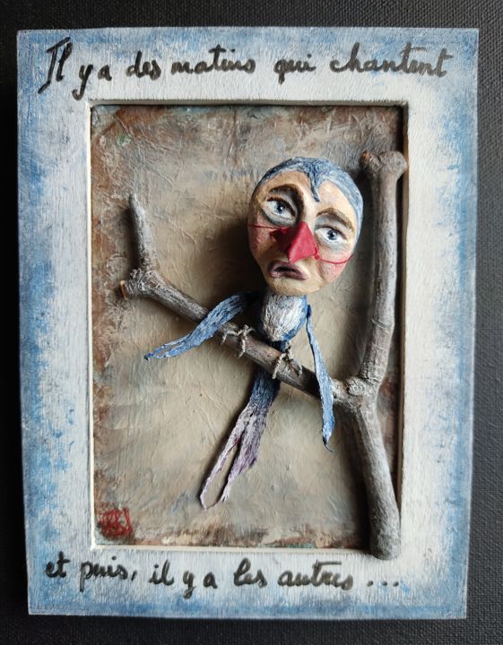 Sculpture titled "Les matins qui chan…" by Karine Krynicki, Original Artwork, Paper maché