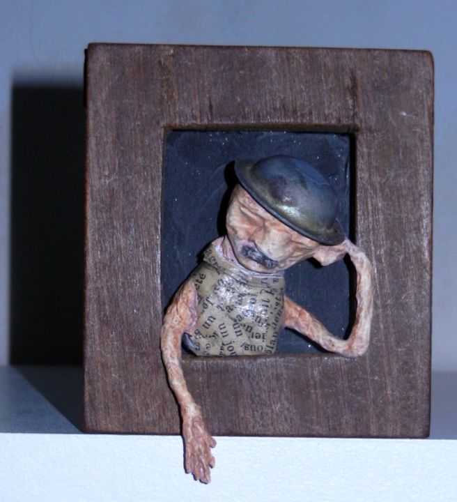 제목이 "Portrait miniature"인 조형물 Karine Krynicki로, 원작, 혼합 매체