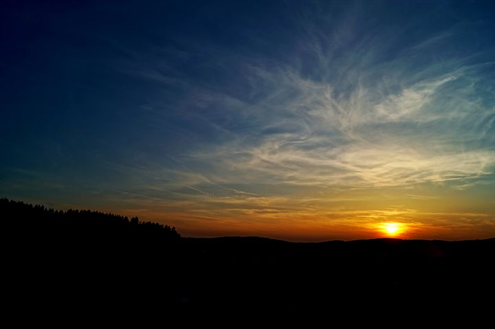 Photography titled "sunset hill" by Klaus Vartzbed, Original Artwork