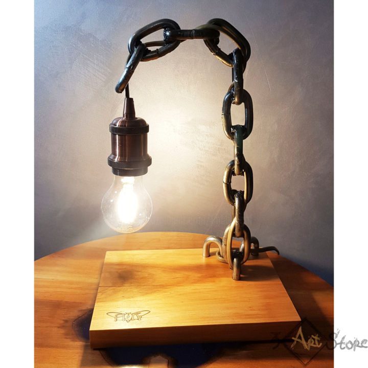 Design titled "Лампа цепь" by Alexandra Knabengof, Original Artwork